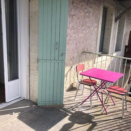 Appartement Avec Terrasse, Parking Gratuit Perigueux Exterior photo